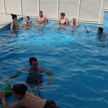 Apartment Fuer Sechs Personen- Mit Einem Balkon By Interhome *